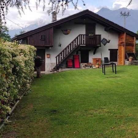 Maison Des Abeilles Vda Gressan N 0028 المظهر الخارجي الصورة