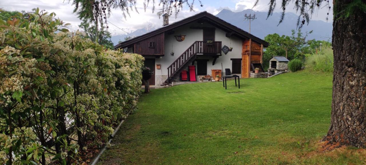 Maison Des Abeilles Vda Gressan N 0028 المظهر الخارجي الصورة