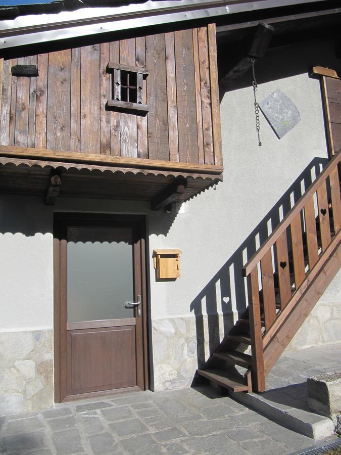 Maison Des Abeilles Vda Gressan N 0028 المظهر الخارجي الصورة