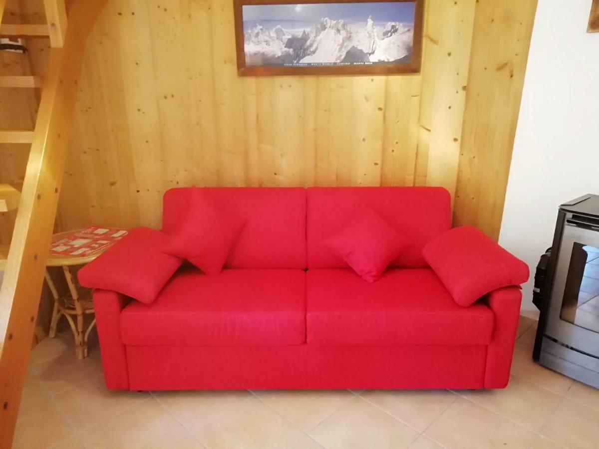 Maison Des Abeilles Vda Gressan N 0028 المظهر الخارجي الصورة
